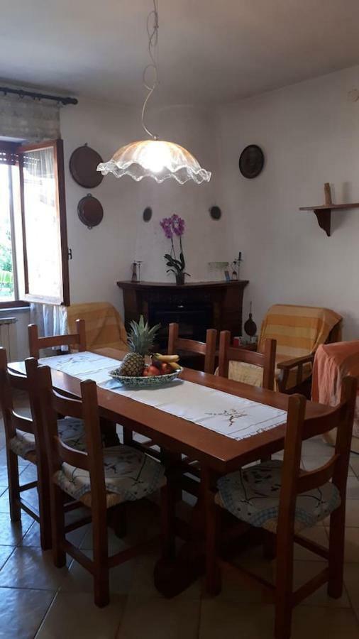 Casa Ferdani Lunigiana Villa Terrarossa  Esterno foto