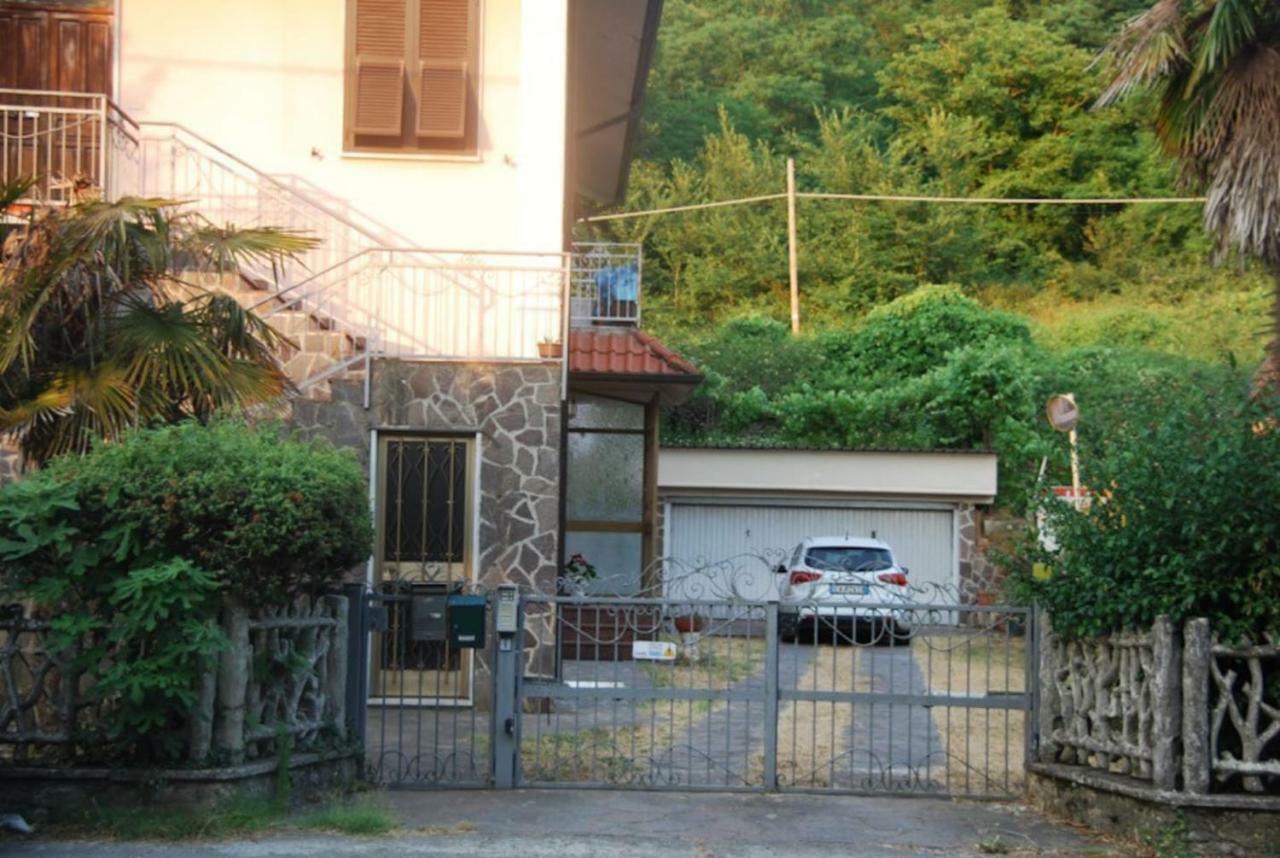 Casa Ferdani Lunigiana Villa Terrarossa  Esterno foto
